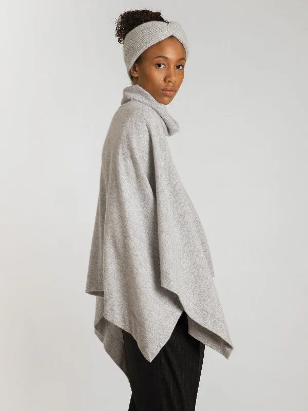 Cashmere poncho 