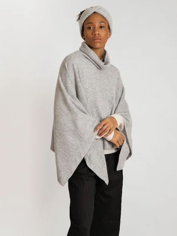 Cashmere poncho 