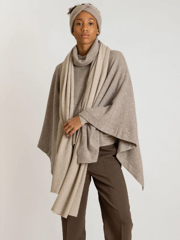 Cashmere poncho 