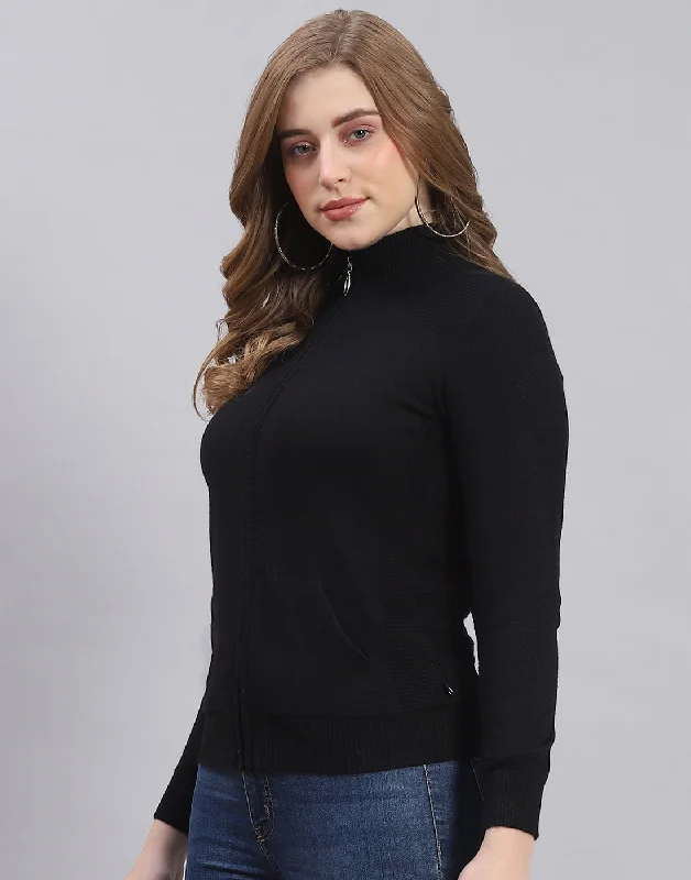 Women Black Solid Stand Collar Full Sleeve Sweater