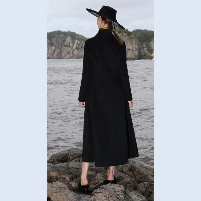 top quality black wool coat plus size Winter coat V neck mbroidery tassel coat