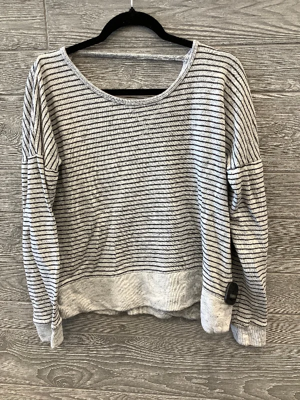 Sweatshirt Crewneck By Maurices In Grey, Size: L